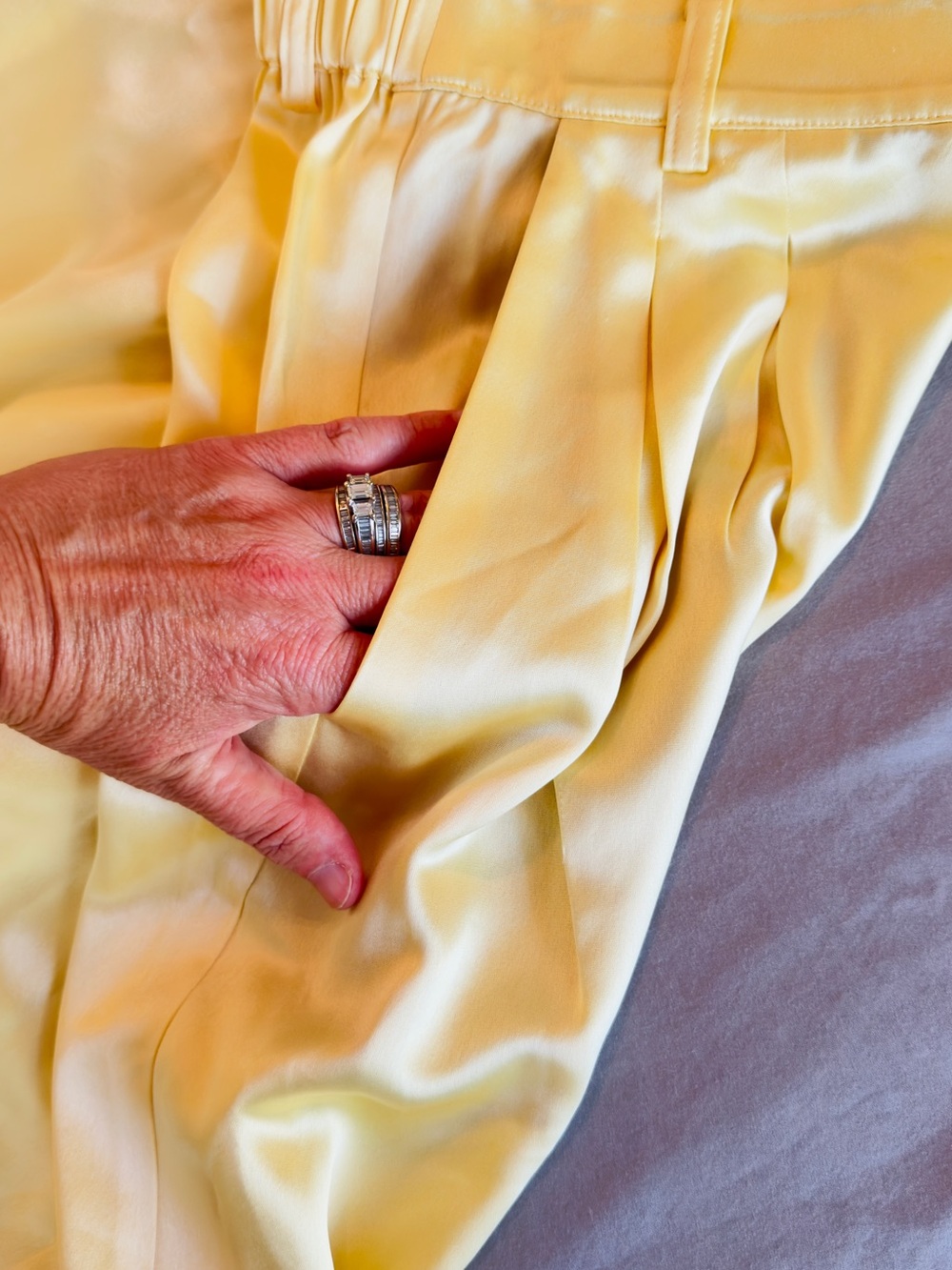 CAMI NYC Davina Sunlight Pale Yellow Wide Leg Satin Trousers Flowy & Silky Pants - Picture 12 of 16